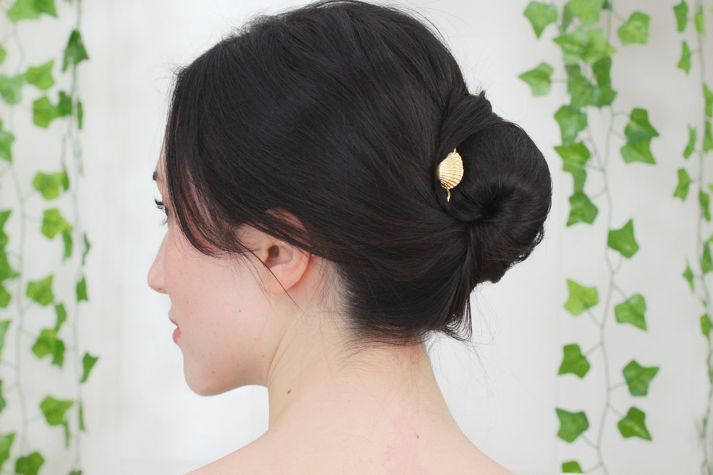 Clam Seashell Hair Pin