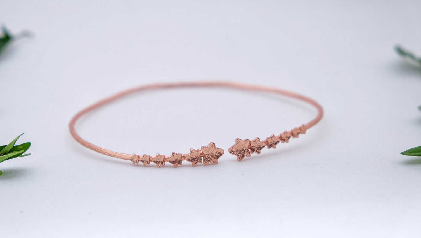 Ivy Leaves Choker