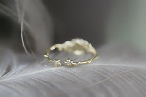 Entwined Floral Branch Ring / size 6