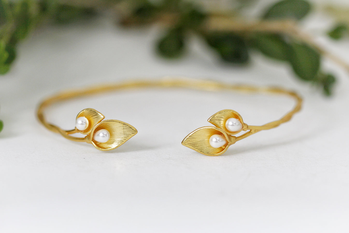 Calla Lily Floral Choker