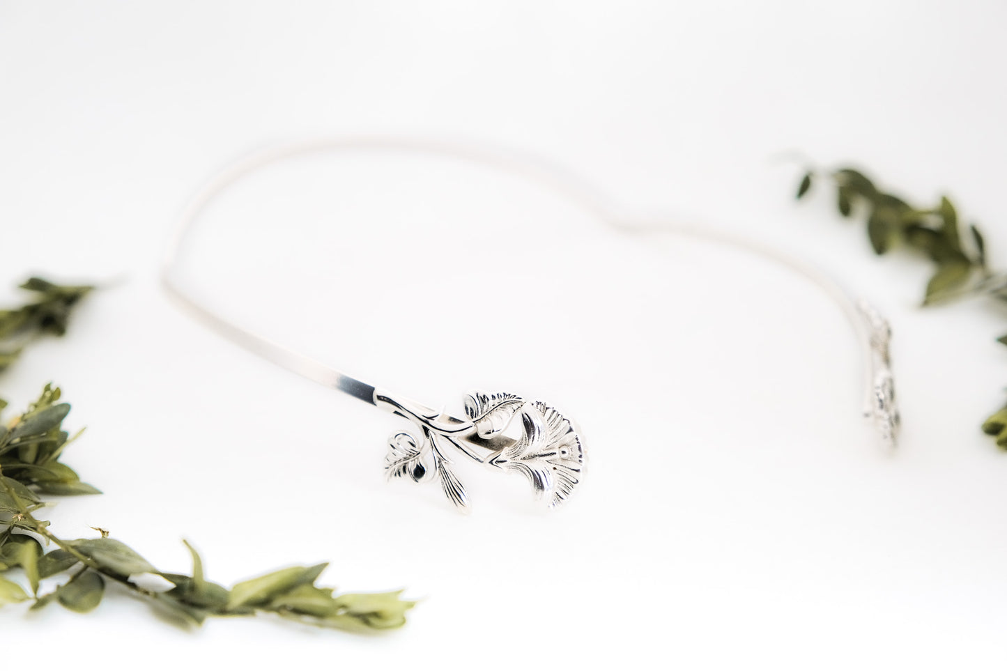 Tiny Flowers Goddess Crown