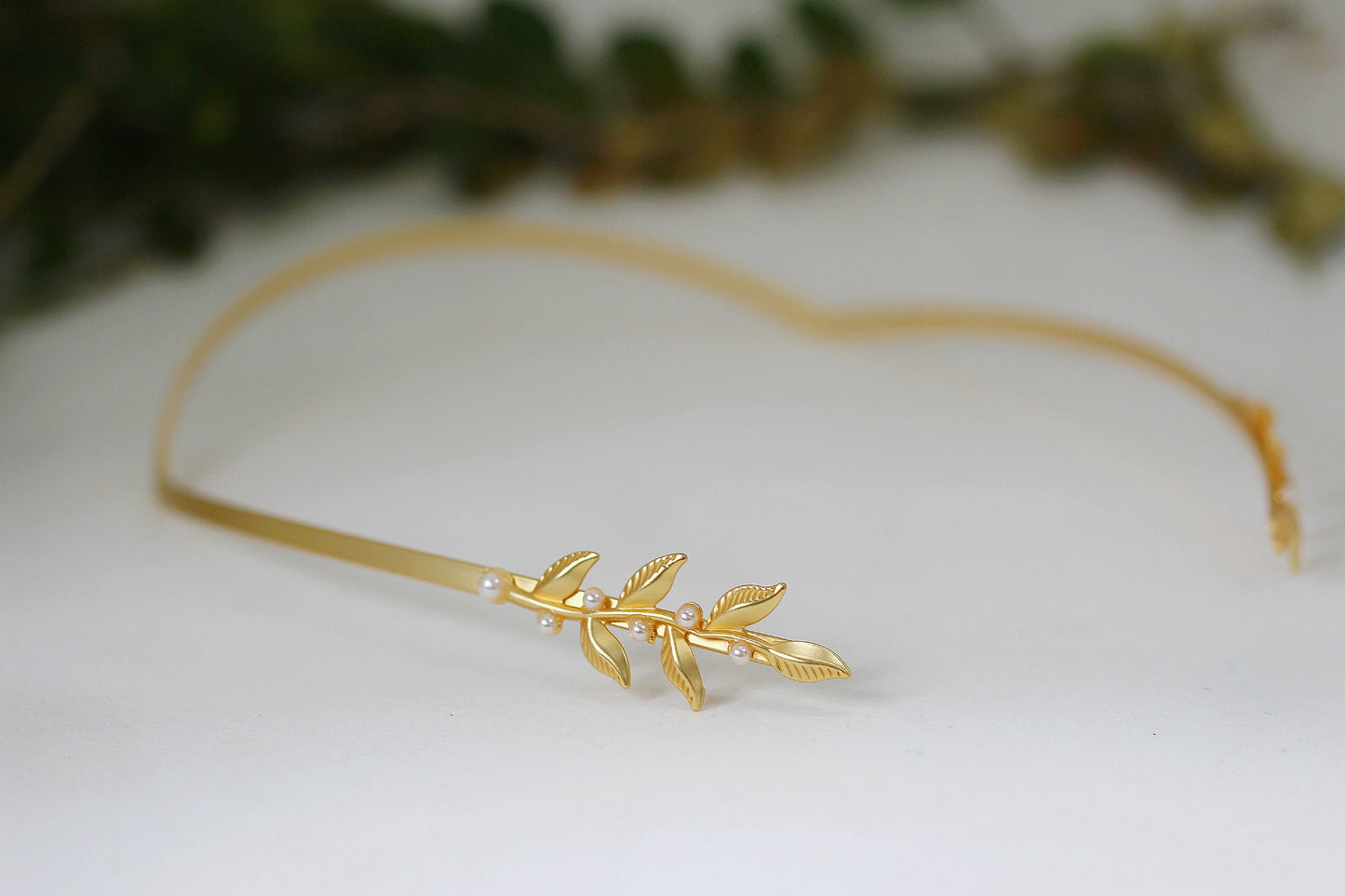 Short Twigs and Pearls Goddess Crown