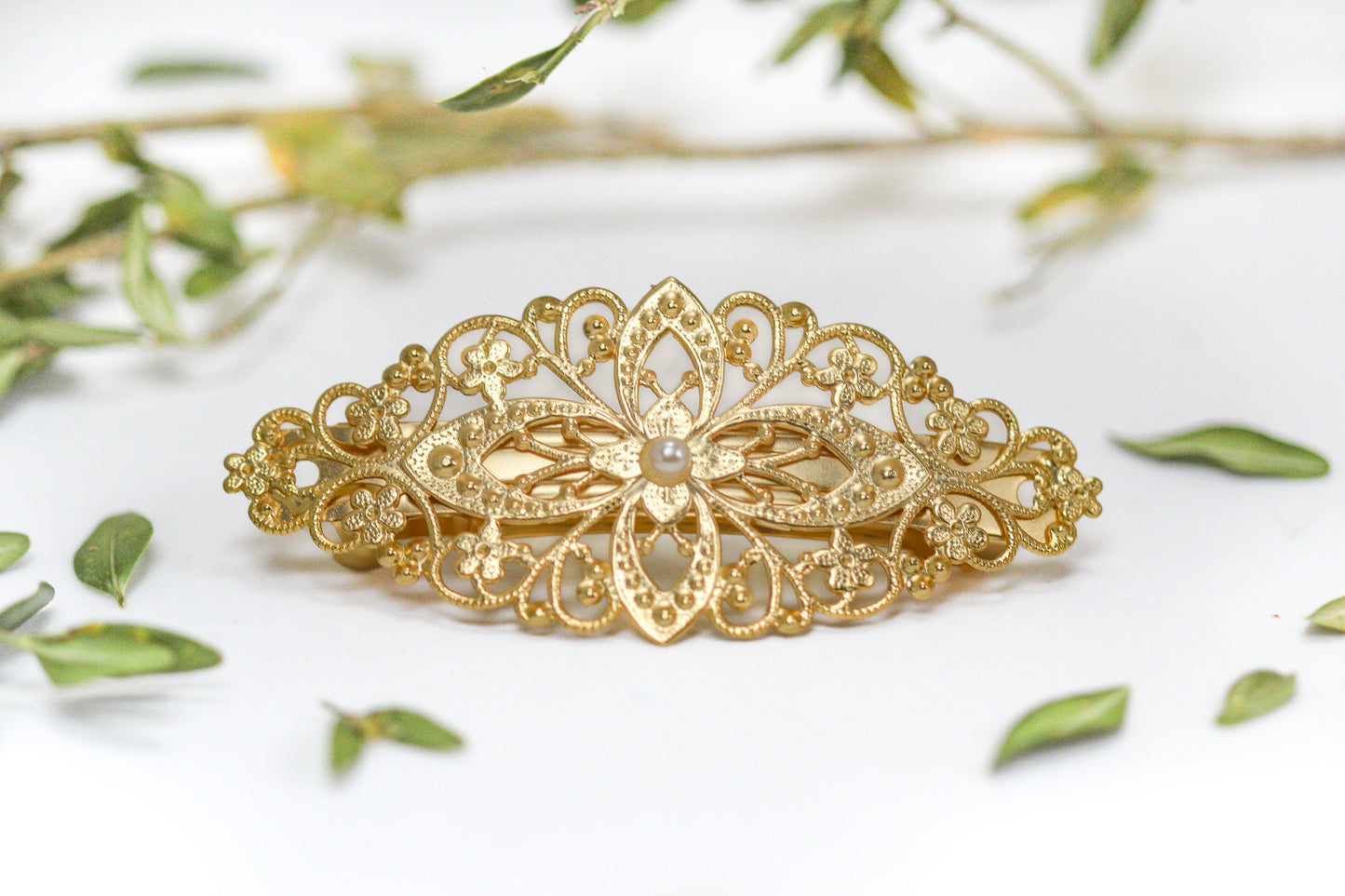 Preorder * Grand Marquise Barrette