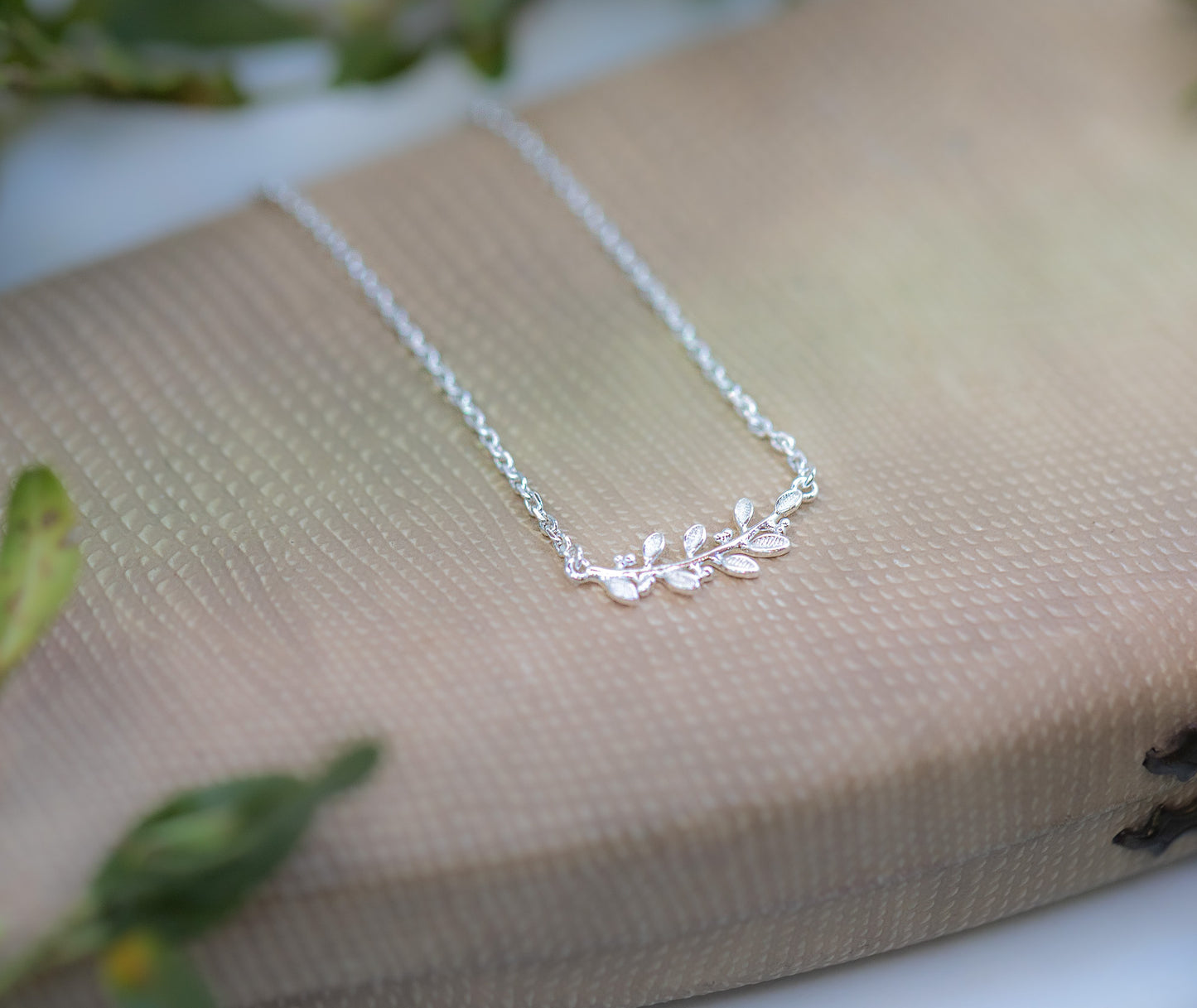 Laurel Necklace