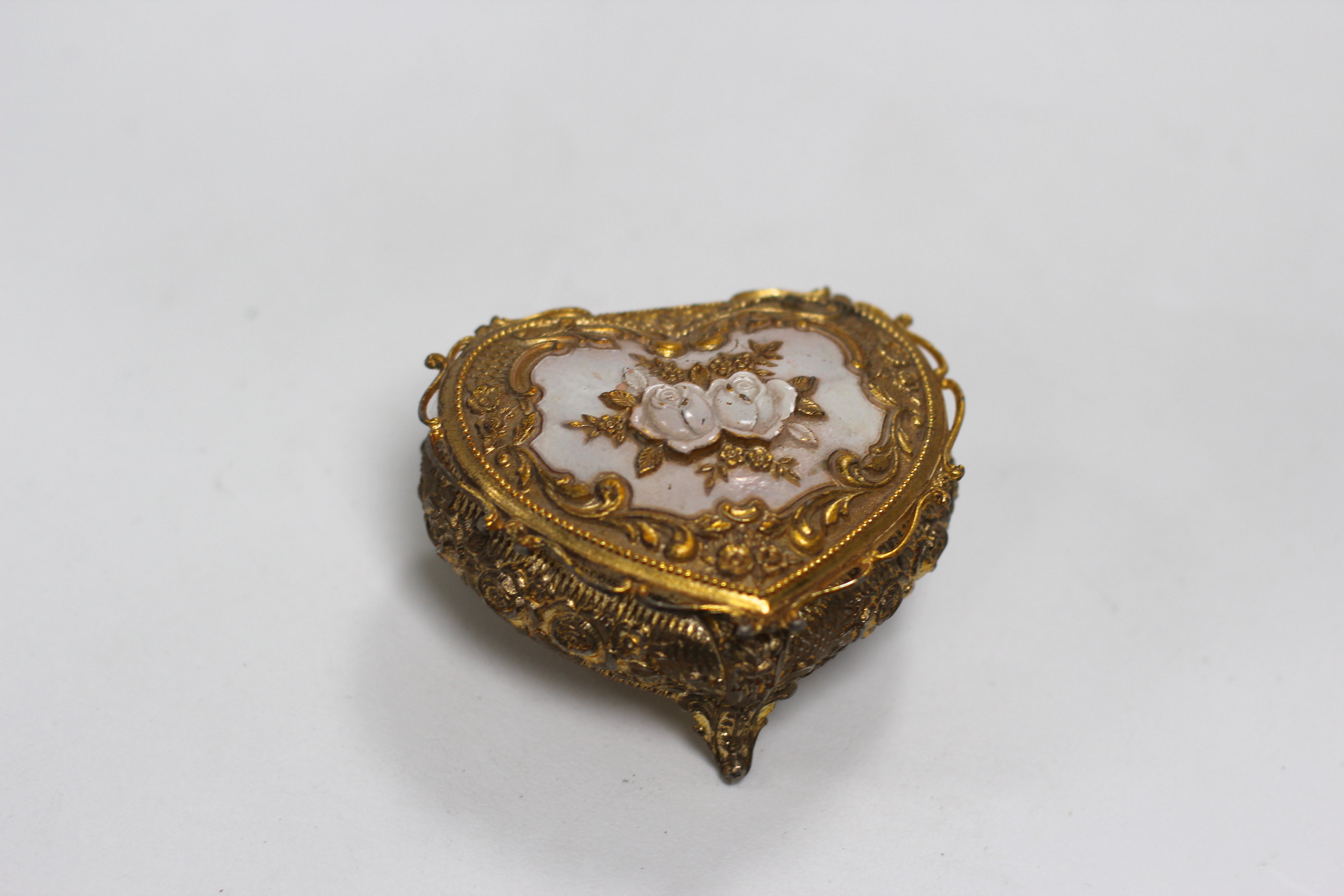 Antique Heart Shaped Gold White Jewelry Box