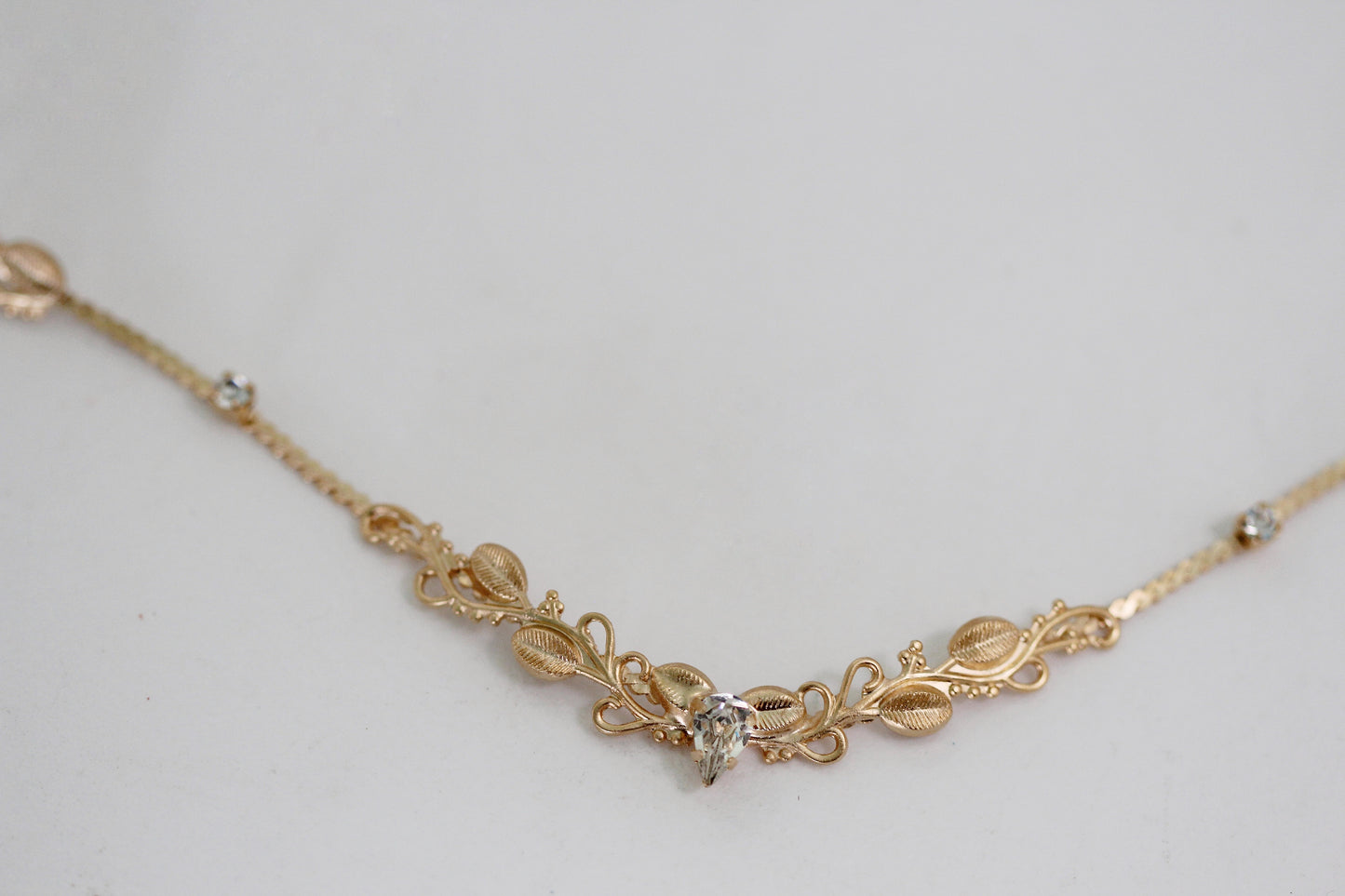 Preorder * Royal Elf V Shaped Hair Chain