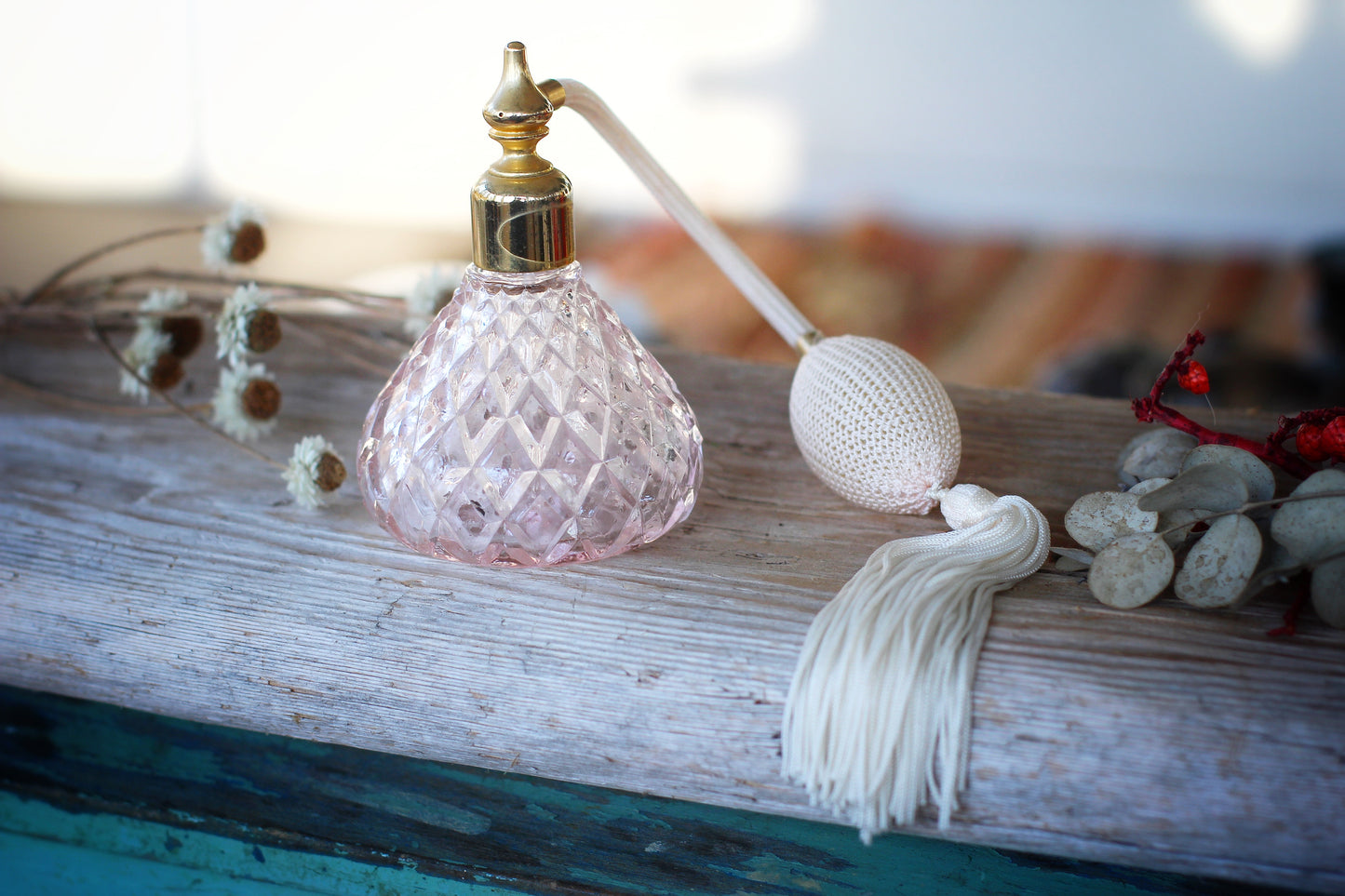 Antique Pink Long Spray Automizer Perfume Bottle