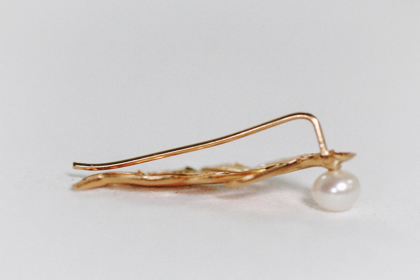 Twig Pearl Ear Climber