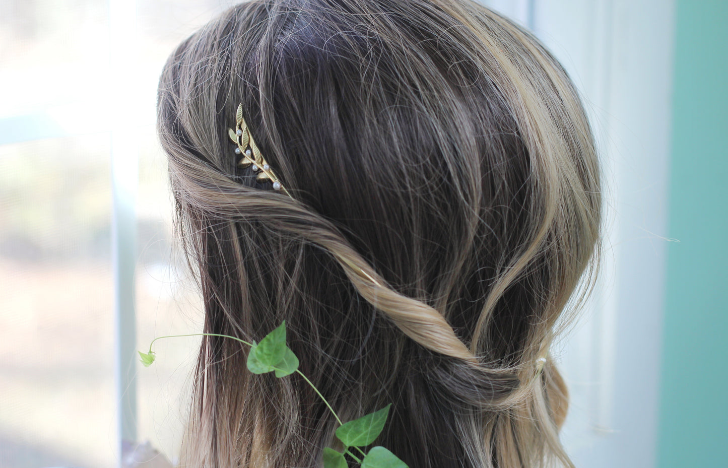 Short Twigs and Pearls Goddess Crown