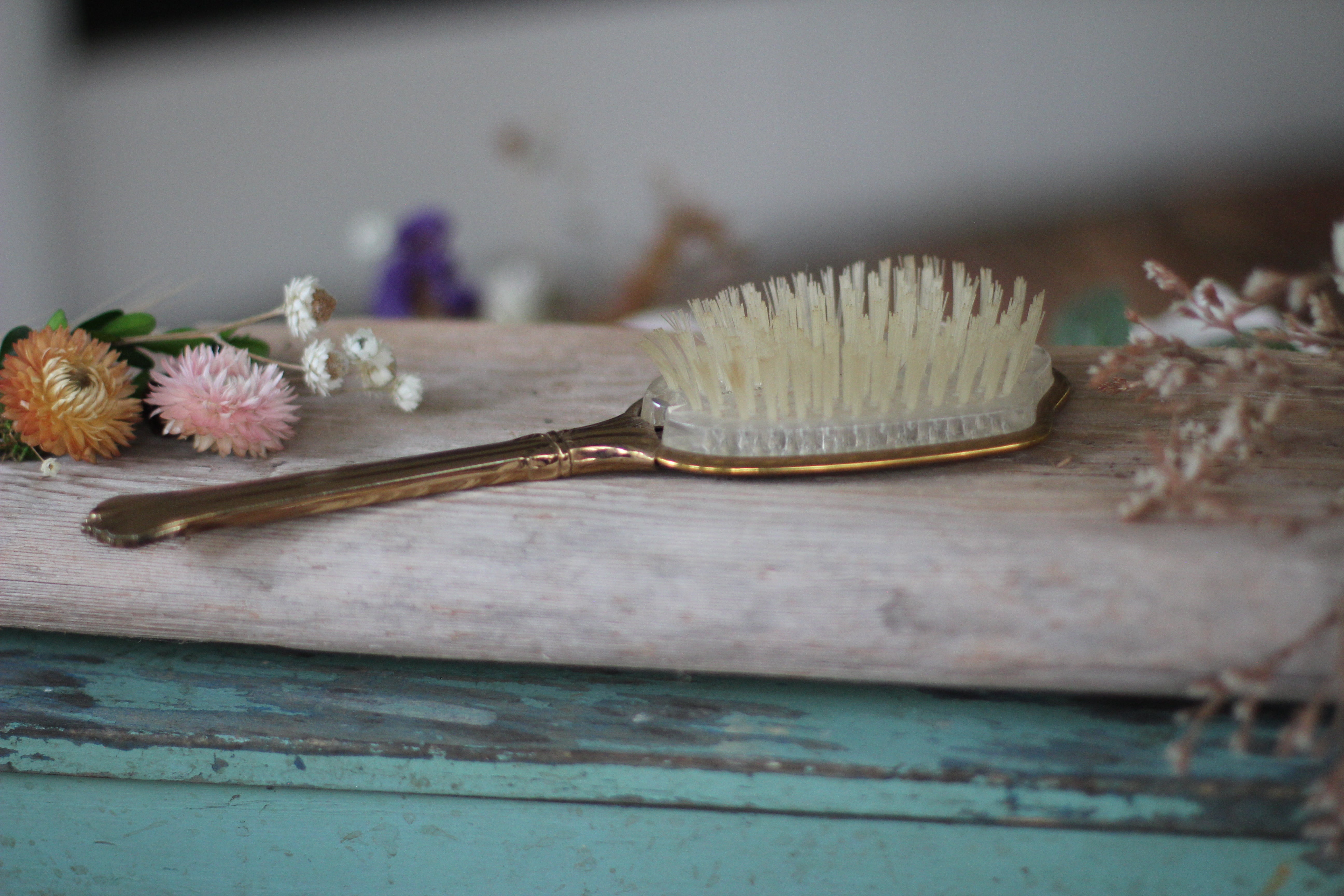 Antique Gold Pastel Brocade Hair Brush