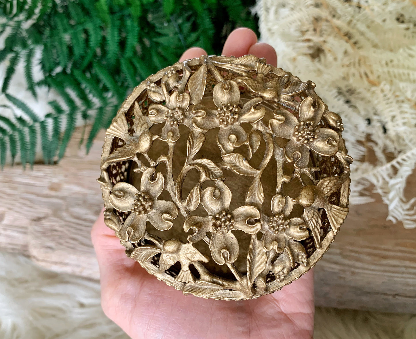 Vintage Stylebuilt Dogwood Flowers Birds Trinket