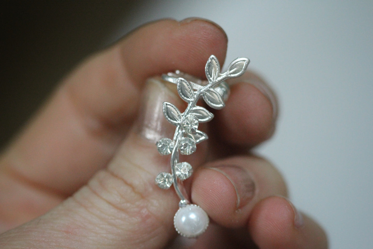 Preorder* Lisa Crystal twigs Ear Cuff