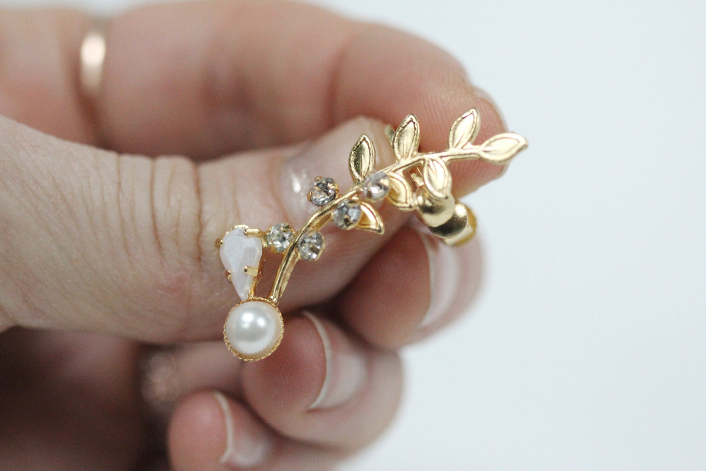 Preorder* Lisa Crystal twigs Ear Cuff