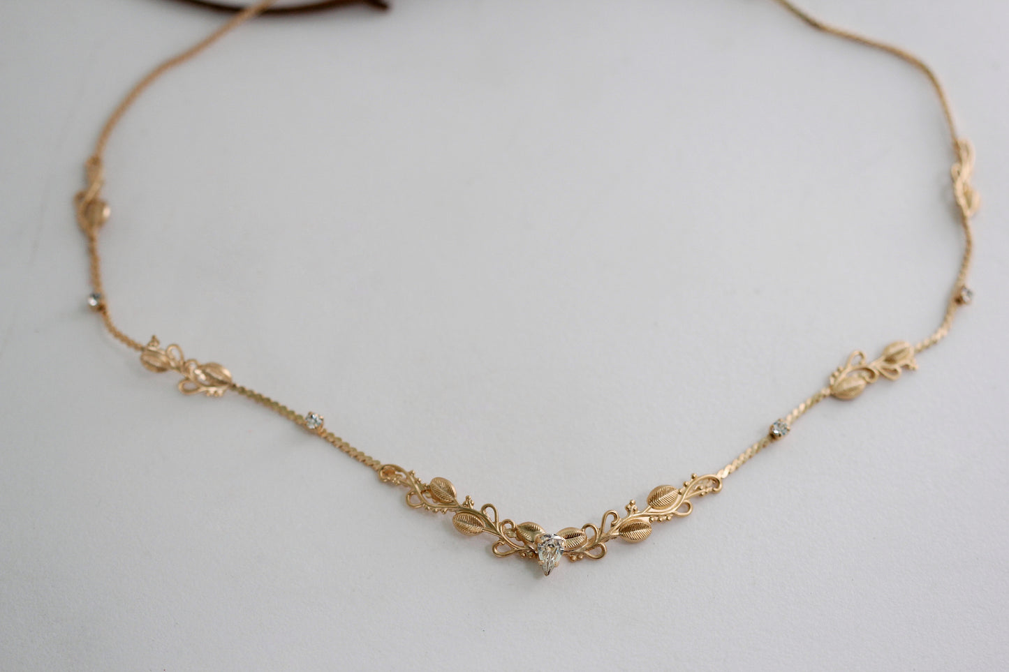 Preorder * Royal Elf V Shaped Hair Chain