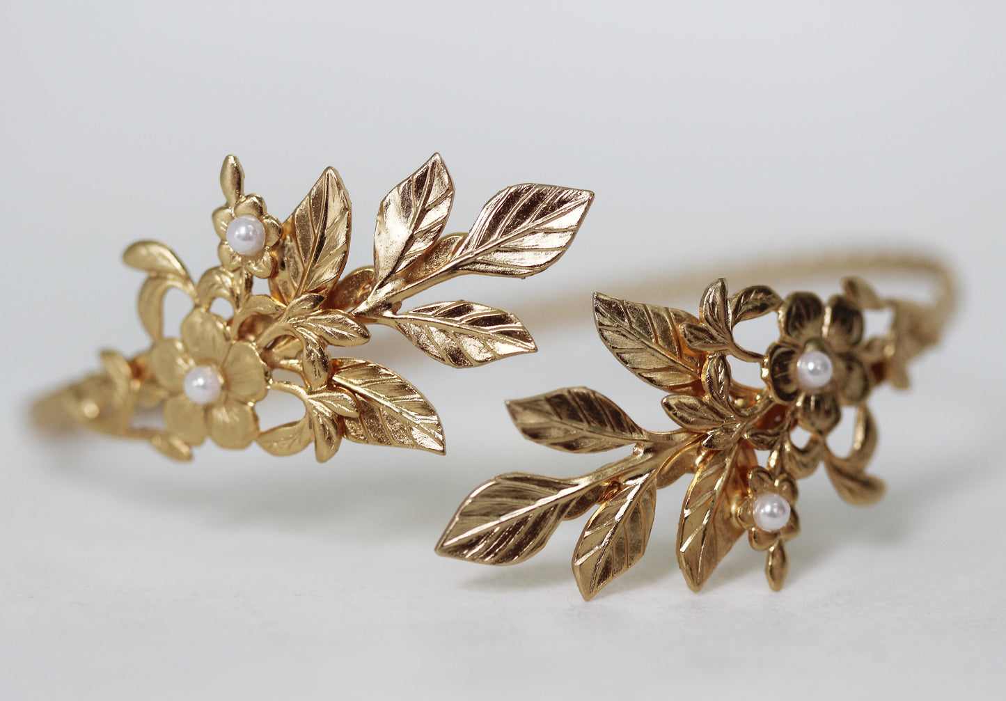 Hera Arm Bracelet