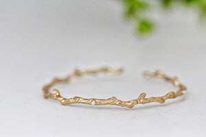 Rustic Dainty Branch Pearls Bracelet
