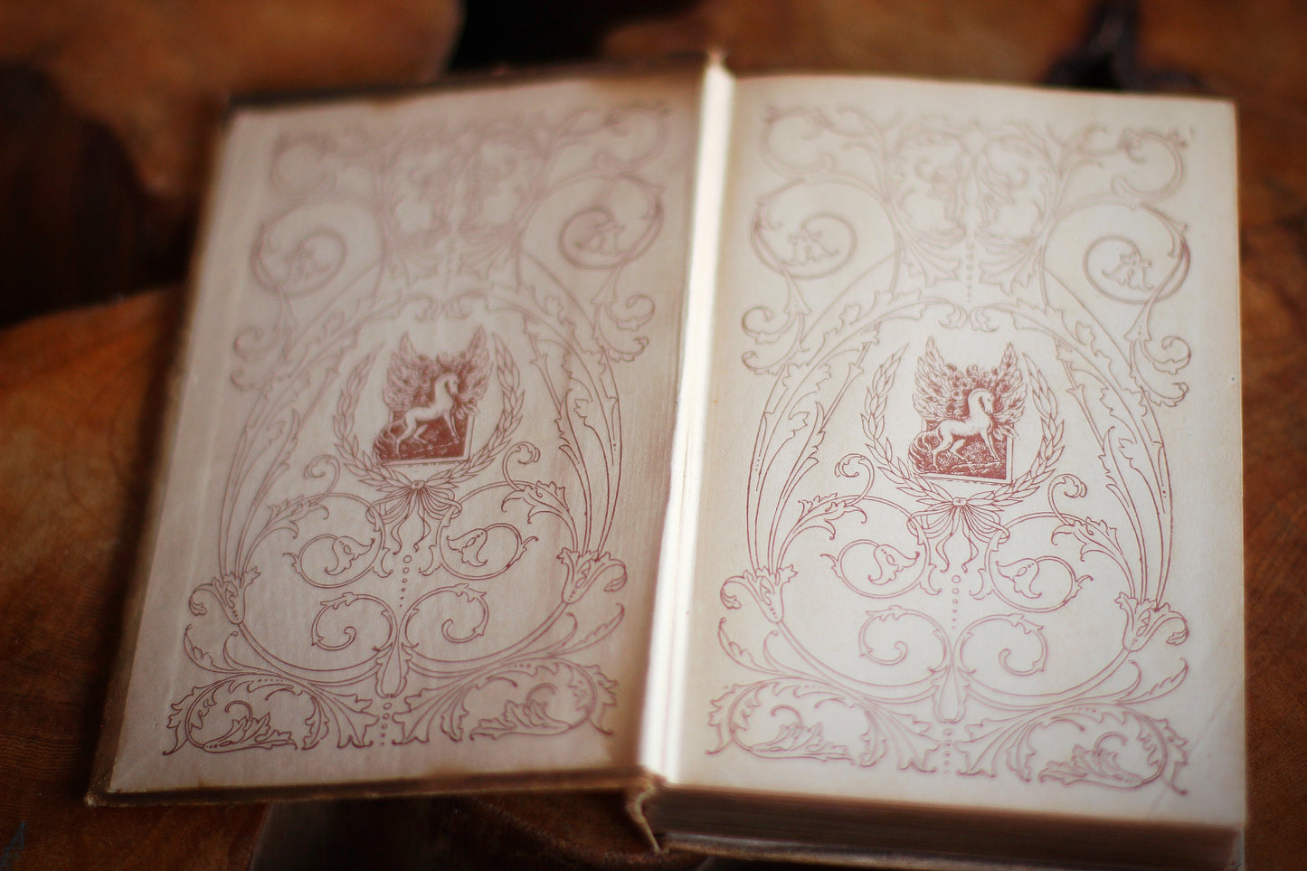 Antique Book Princess Maud & Other Poems by Alfred Lord Tennyson 1900 Hardback.