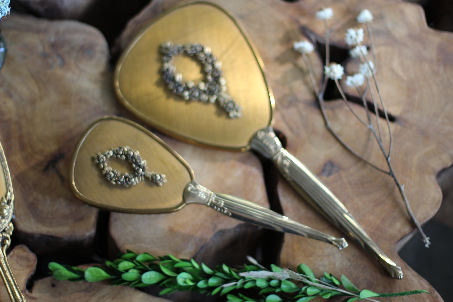 Antique Roses Matson Vanity Set