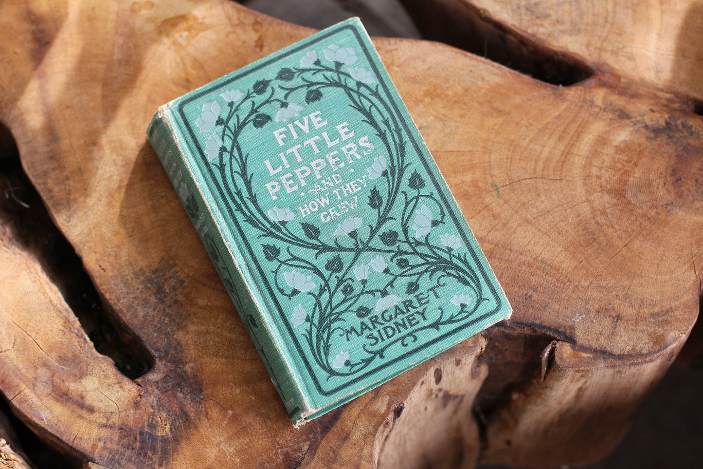 Antique Book Five Little Peppers and How They Grew by Margaret Sidney 1881 & illustrated Hardback.