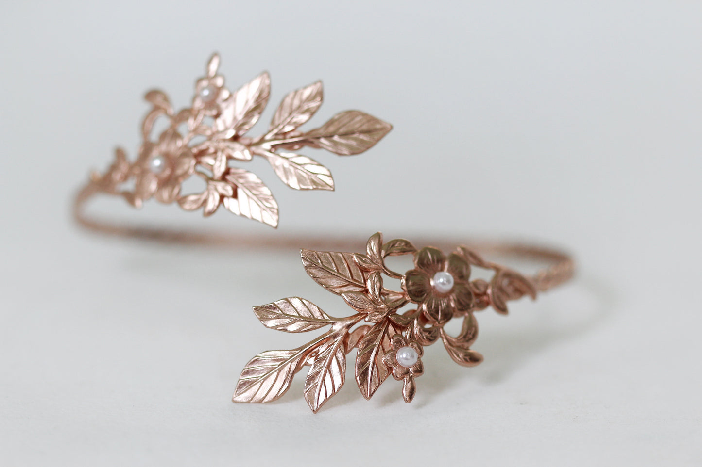 Hera Arm Bracelet