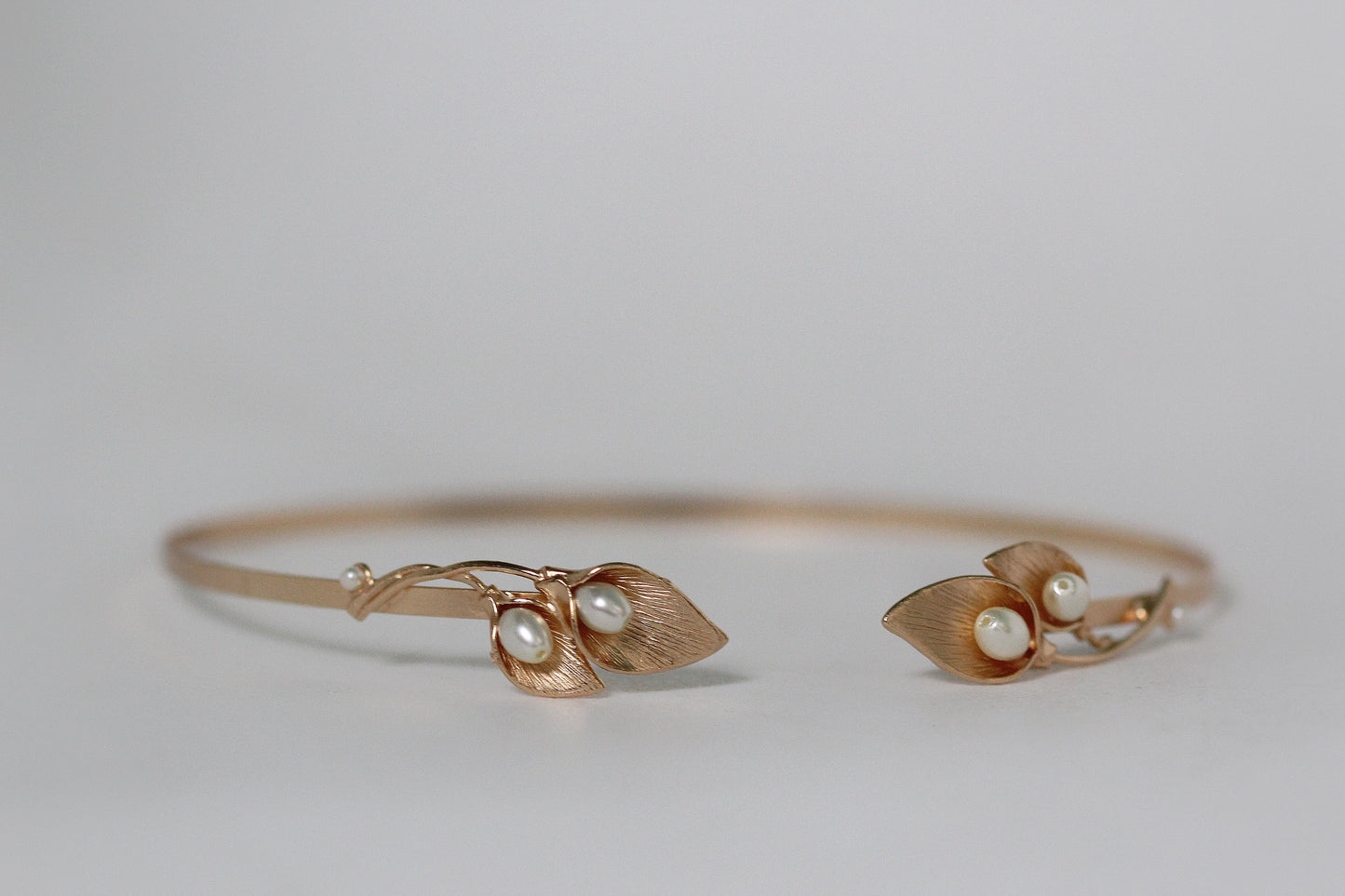 Calla Lily Floral Choker