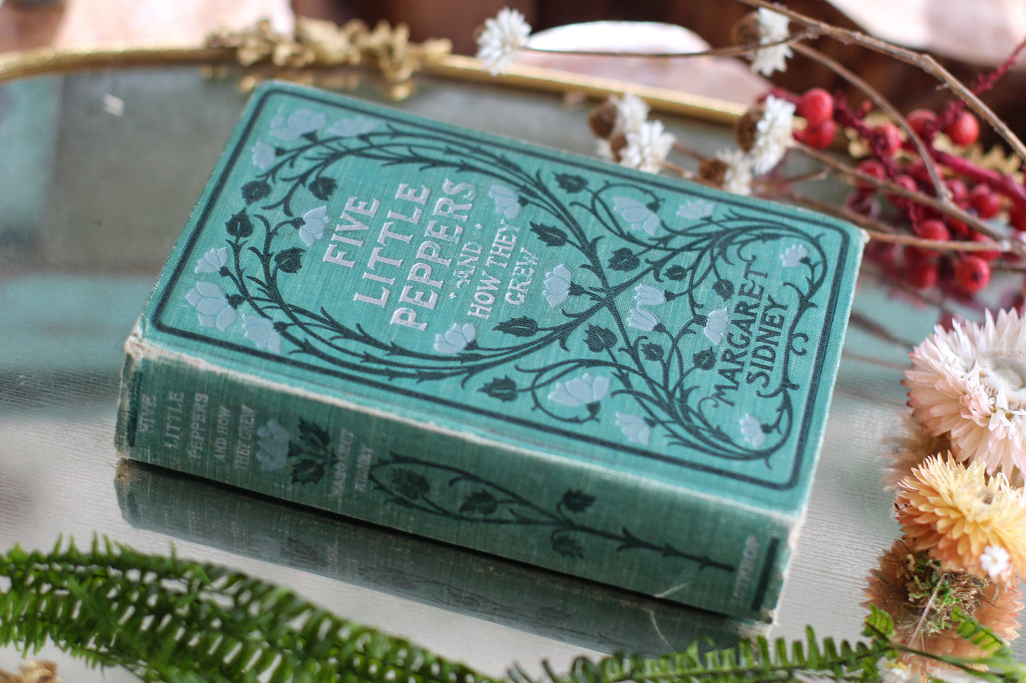 Antique Book Five Little Peppers and How They Grew by Margaret Sidney 1881 & illustrated Hardback.