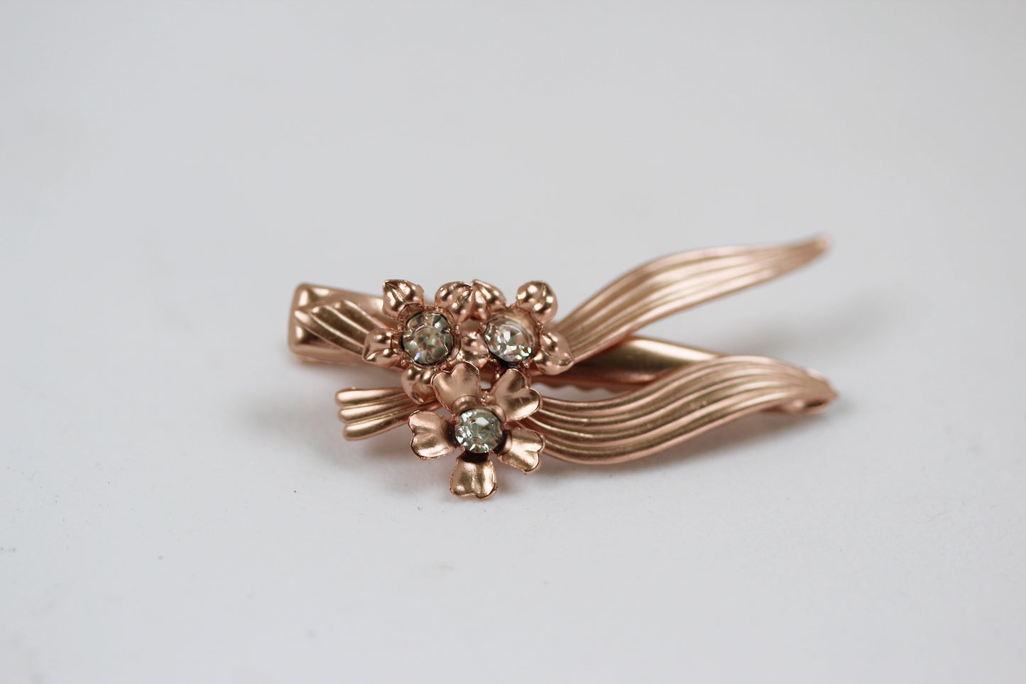 Floral Laguna Clip