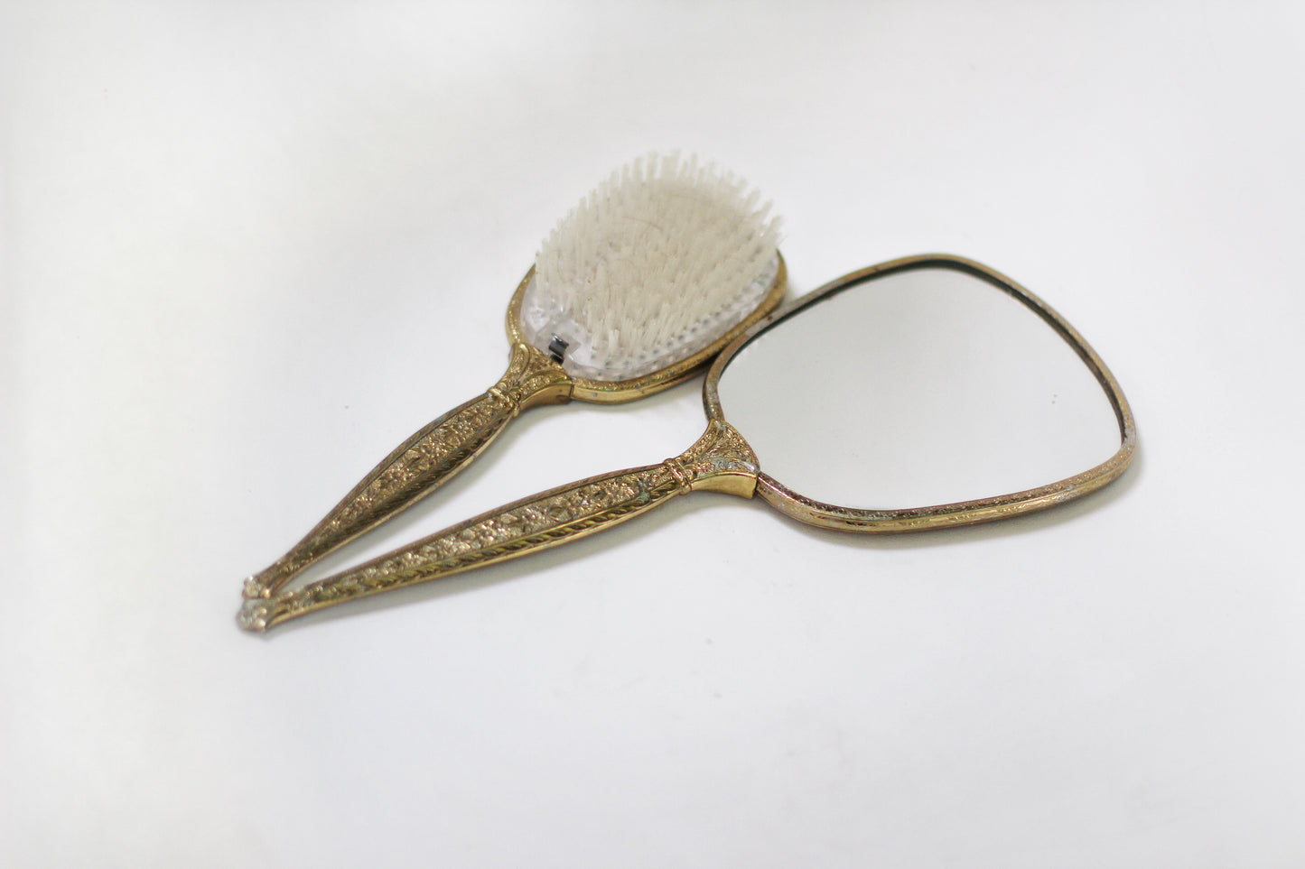 Vintage Butterfly Vanity Set
