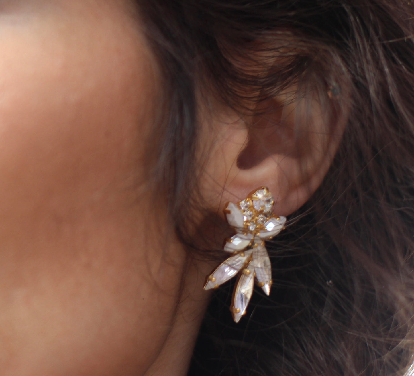 Vicky Pearls & Crystals Clusters Earrings