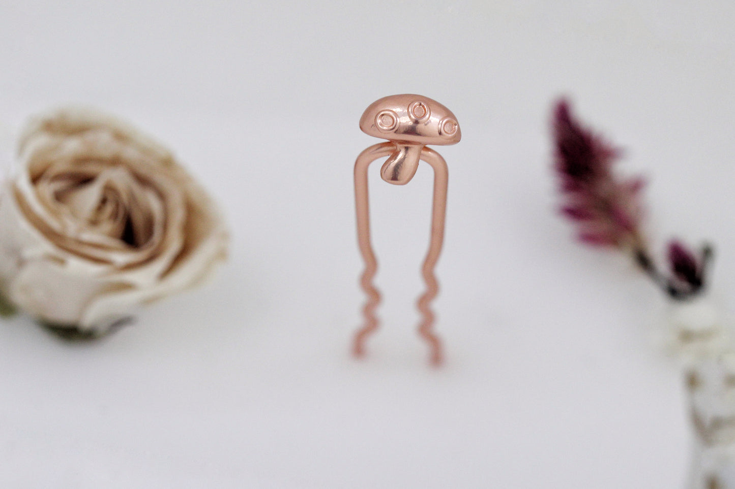 Tiny Mushroom Hair Prong