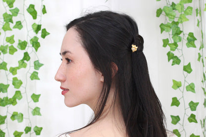 Mini Primrose Hair Prong
