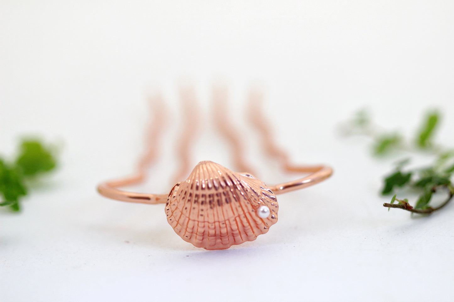 Clam Seashell Hair Pin