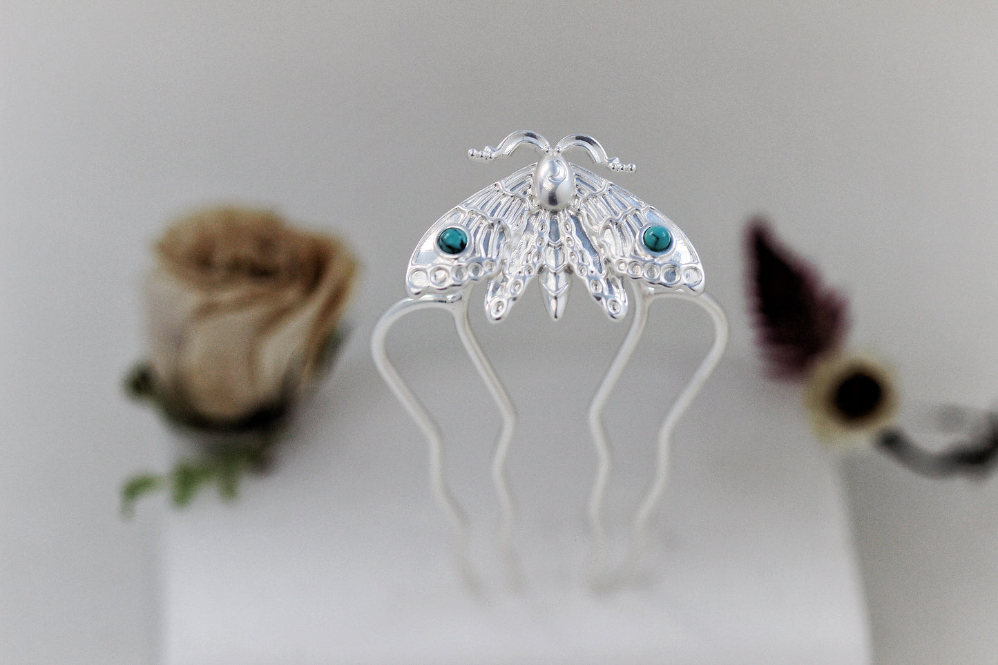 Nocturne Moth Hair Prong