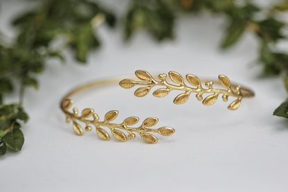 Twigs & Berries Arm Band