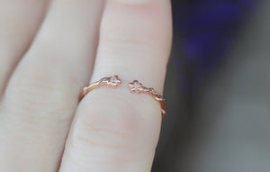 Entwined Floral Branch Ring / size 6