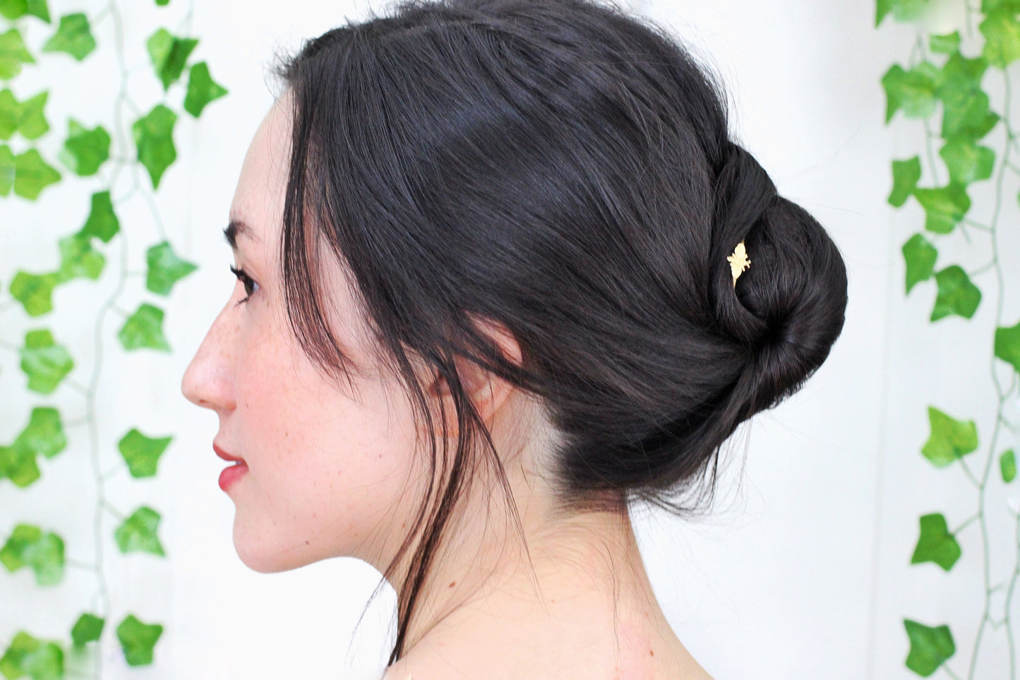 Mini Spring Bee Hair Pin