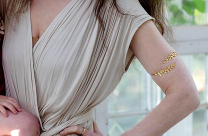 Twigs & Berries Arm Band