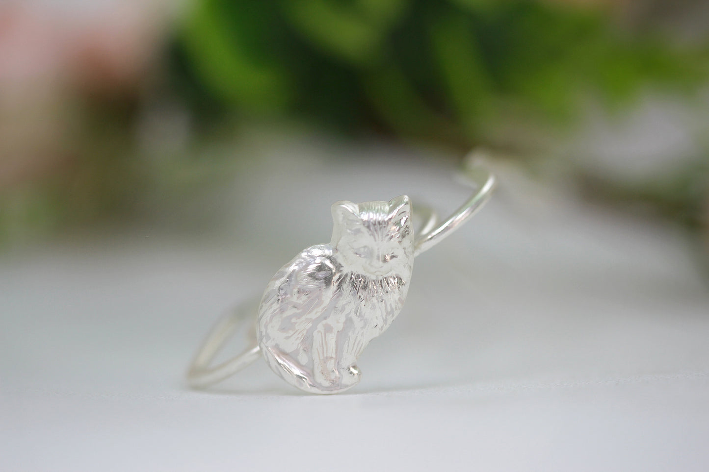 Pre-Order * Cat Hair Prong