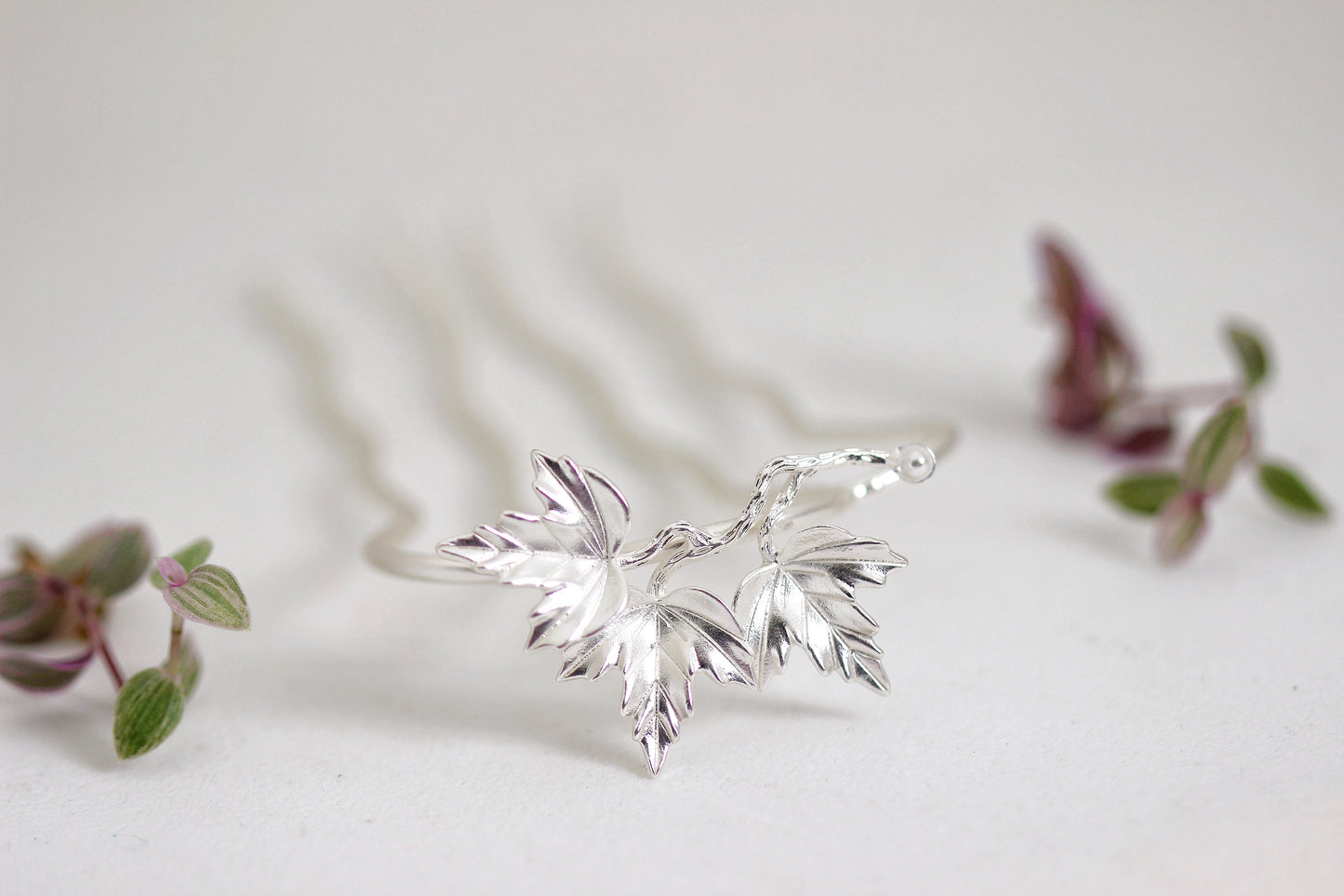 Triple Maple Leaves Hair Prong