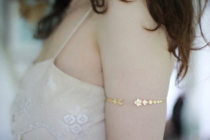 Ivy Leaves Arm Band