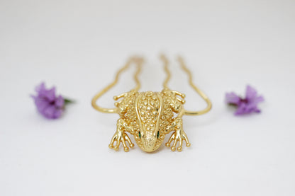 Fortunate Frog Hair Pin