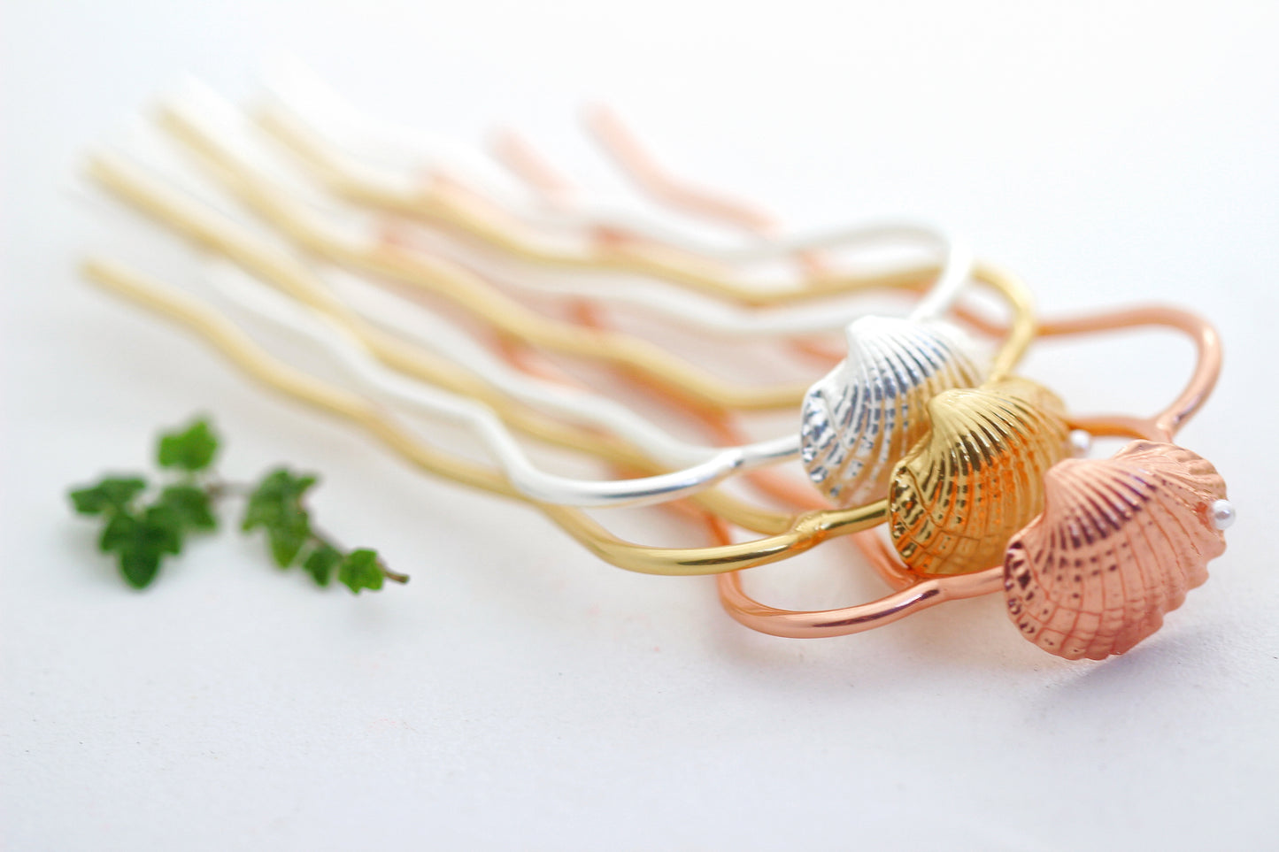 Clam Seashell Hair Pin