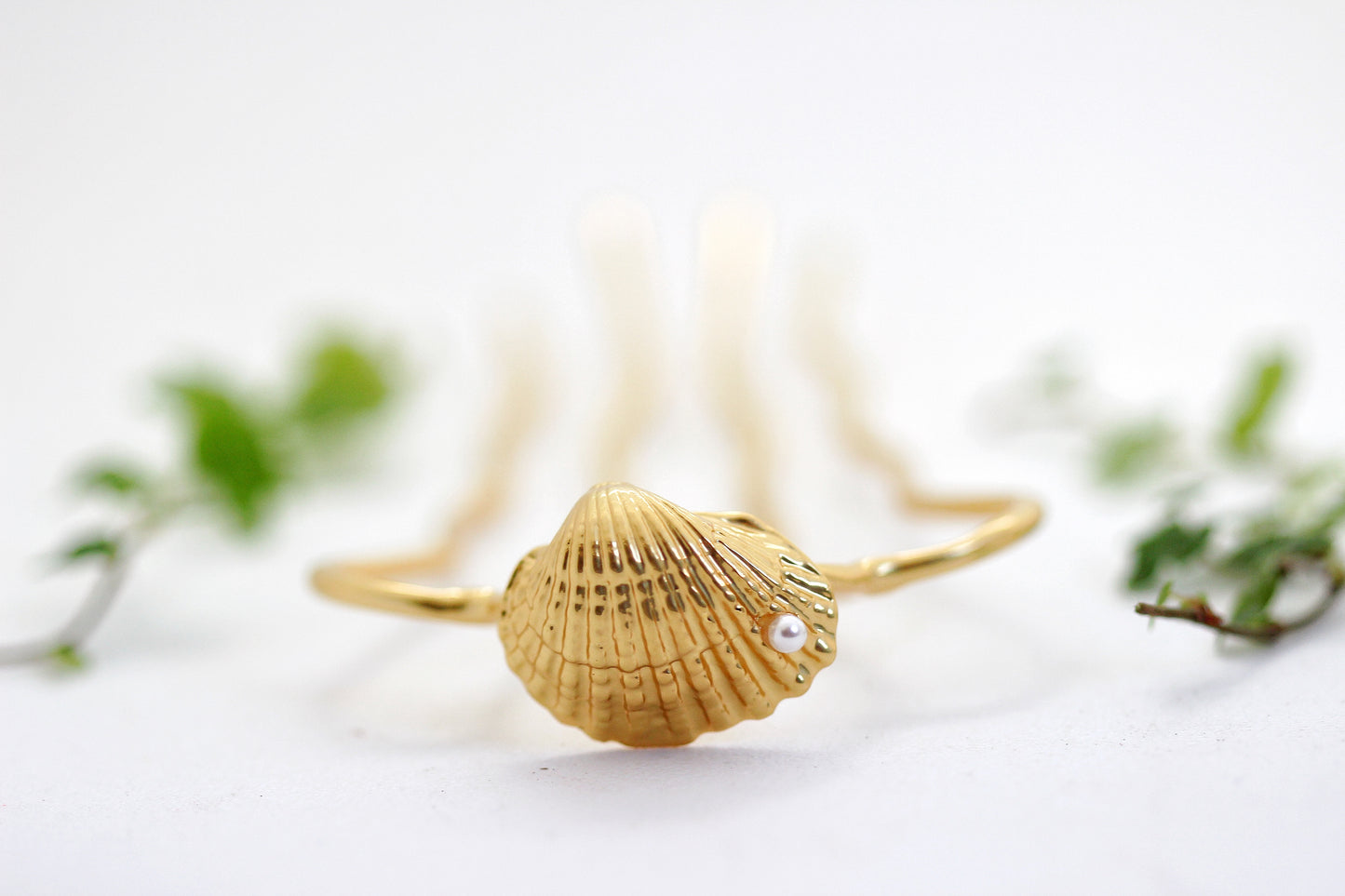 Clam Seashell Hair Pin