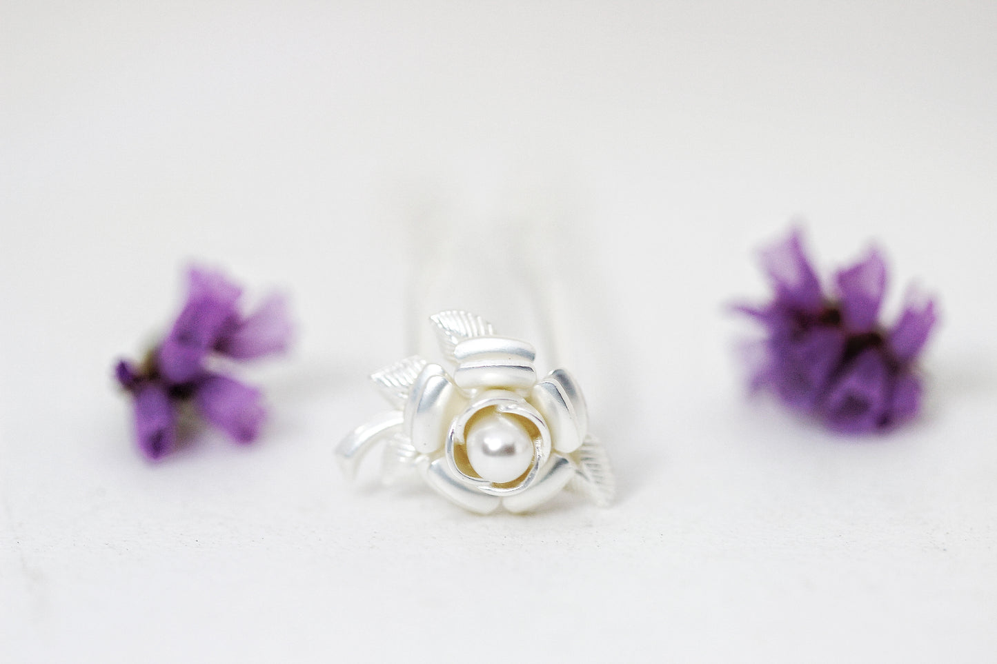 Mini Primrose Hair Prong