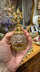 Antique Stylebuilt Oak Leaves & Acorns Perfume Bottle