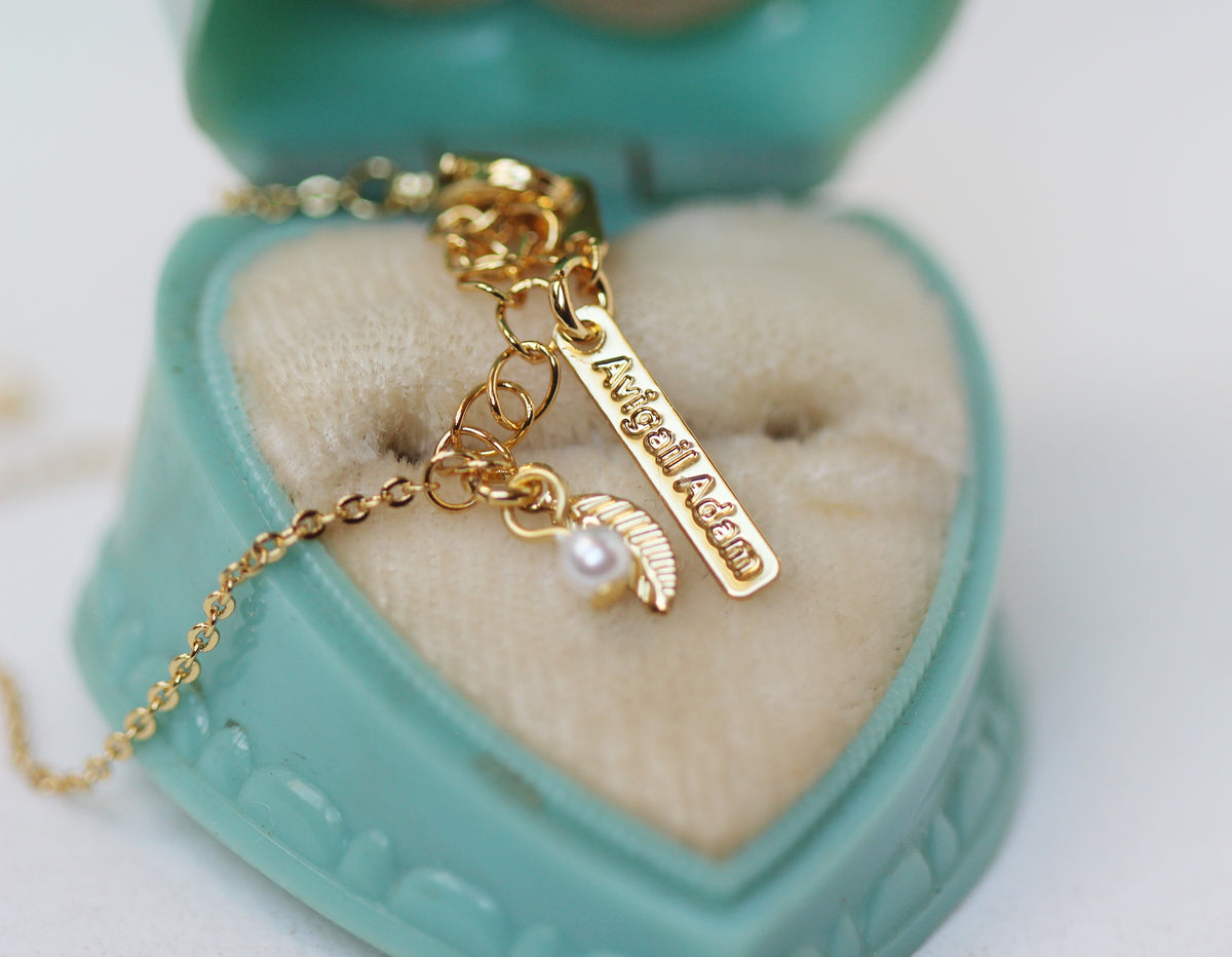 Petite Ginkgo Leaves Necklace