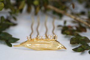 Royal Lily of the Valley Leaf with Pearls Hair Prong