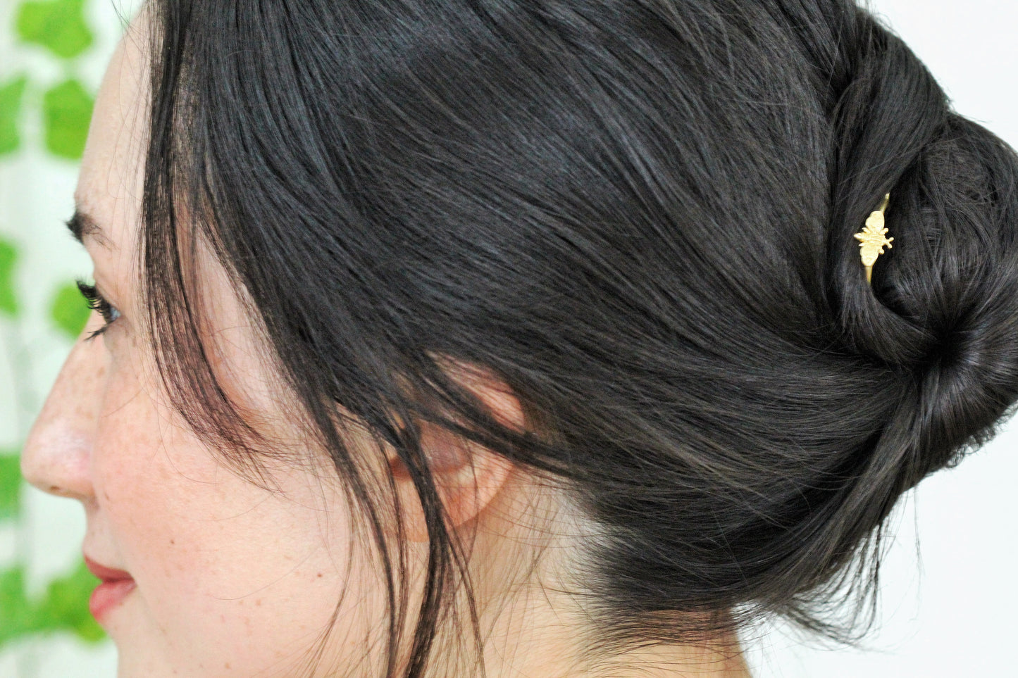 Mini Spring Bee Hair Pin