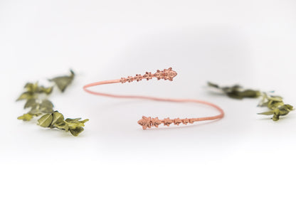 Ivy Leaves Choker