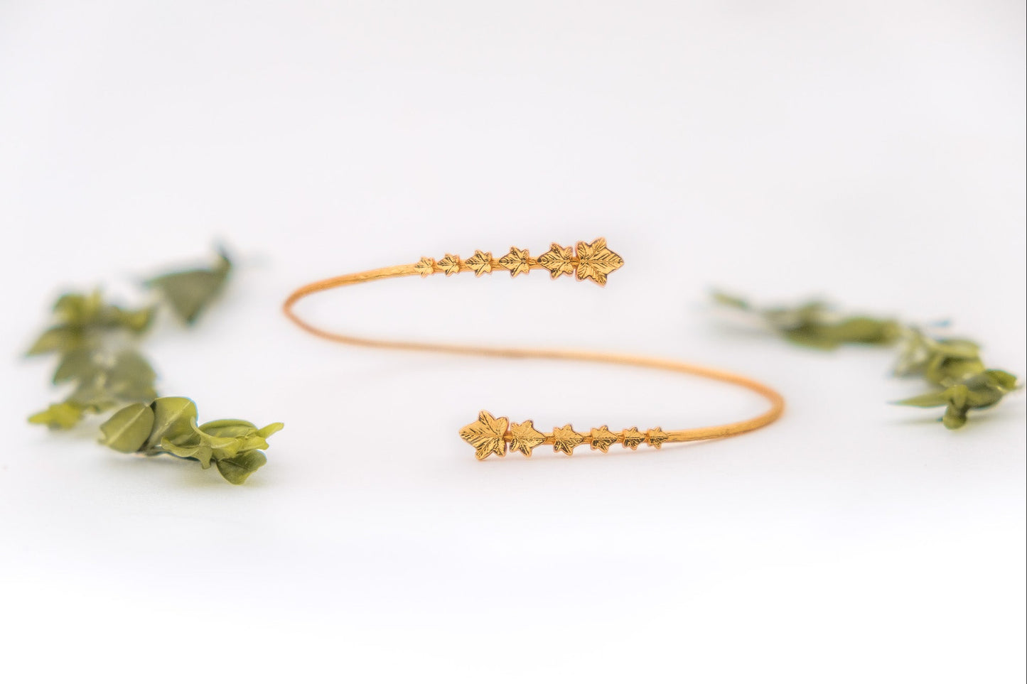 Ivy Leaves Arm Band